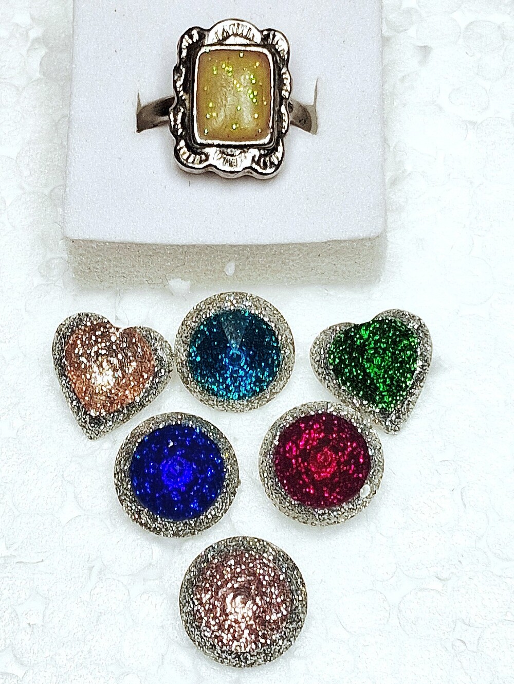 Ring & 6 Earrings Glittery Bright Colorful Shimmery Fashion Jewelry Set